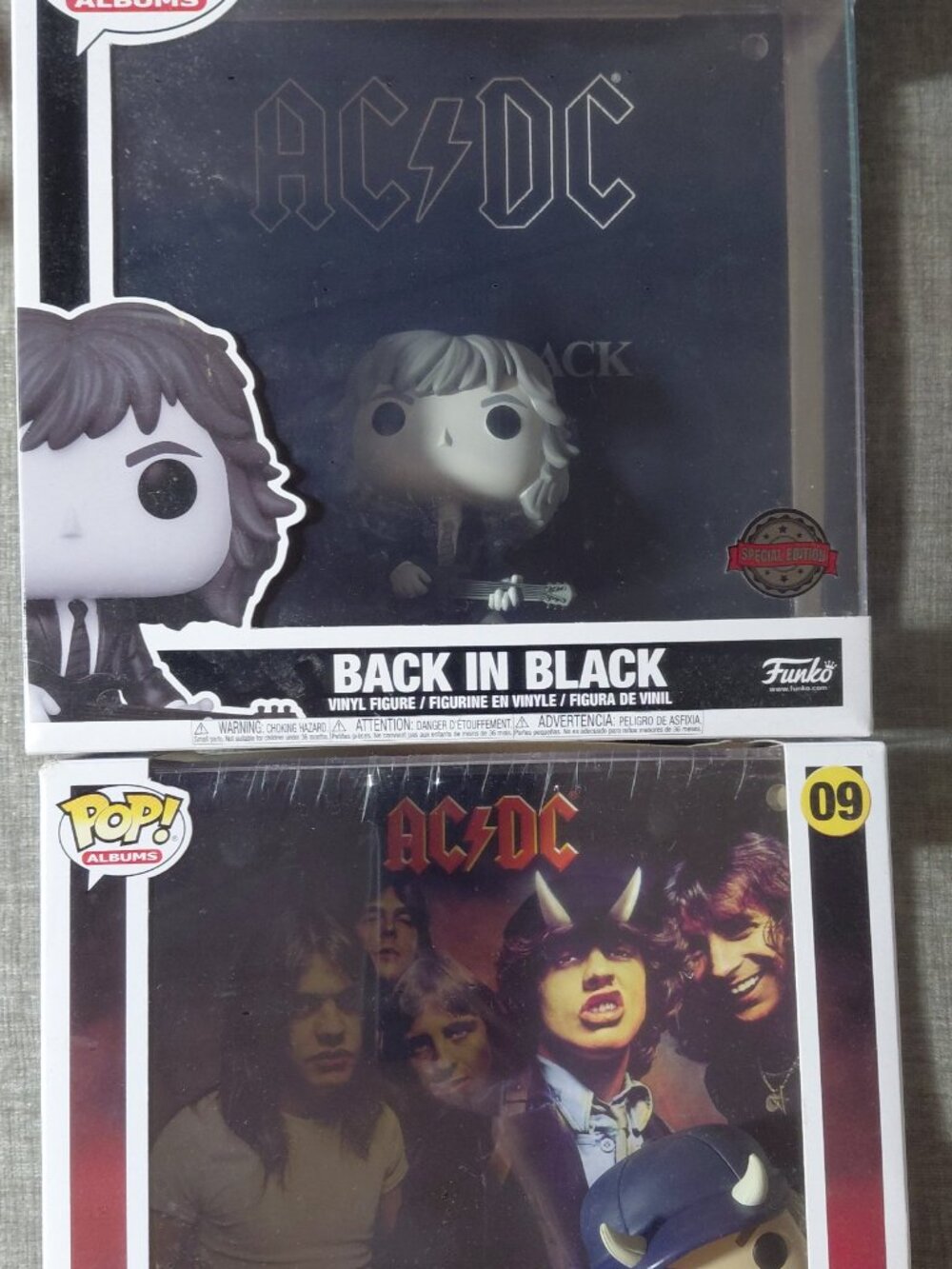 AC/DC Funko Albums Lot of 2 Back in Black #03 W-M Exc. Highway to Hell #09 NIB